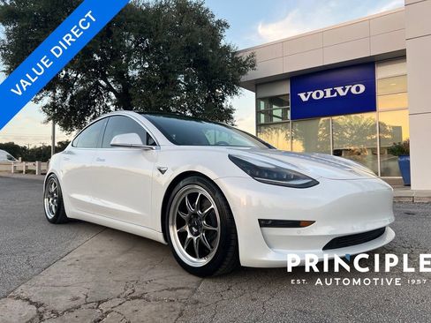 Used 2018 Tesla Model 3 Long Range RWD image 1