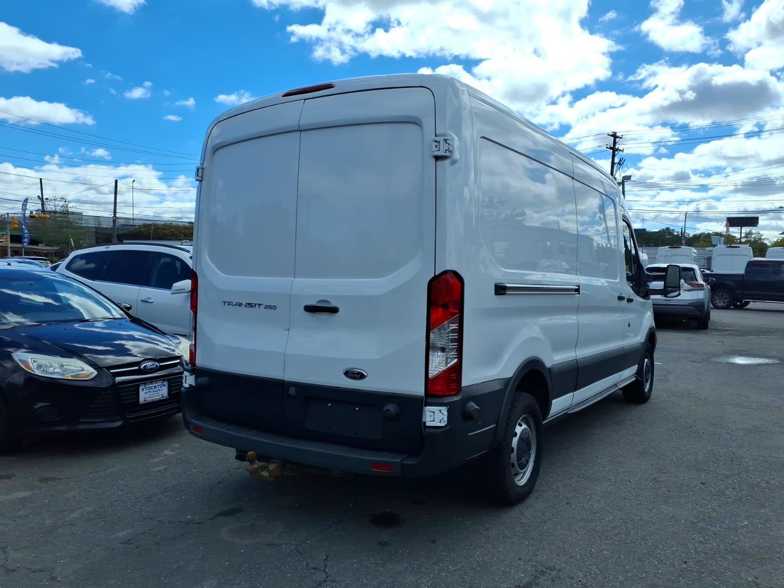 Used 2015 Ford Transit 250 148 Medium Roof RWD image 6