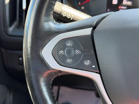 Used 2022 Chevrolet Colorado ZR2 AWD/4WD image 9