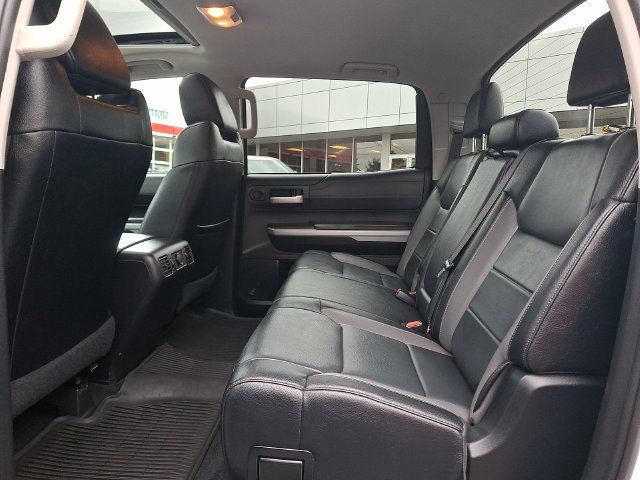 Used 2021 Toyota Tundra Limited w/ Limited Premium Package AWD/4WD image 11