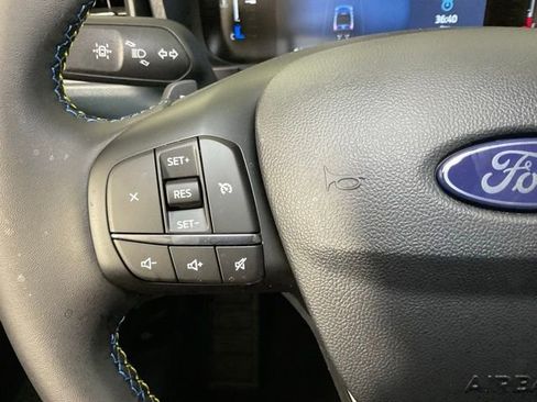 New 2025 Ford Maverick Lobo image 24