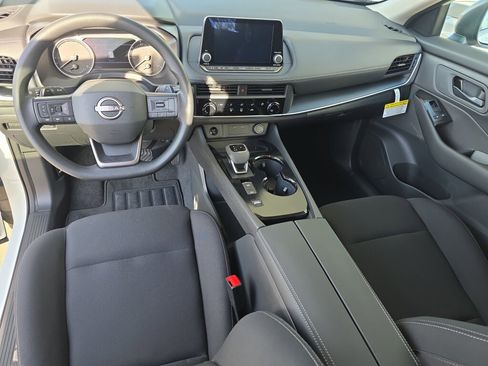 New 2026 Nissan Rogue S image 4