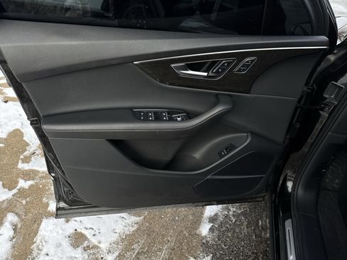 Used 2023 Audi Q7 3.0T Prestige w/ Prestige Package image 23