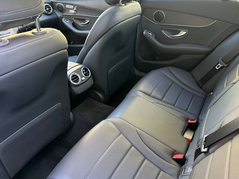 Used 2020 Mercedes-Benz C 300 Sedan image 11