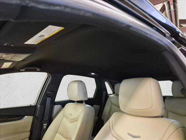 Used 2018 Cadillac XT5 AWD image 18