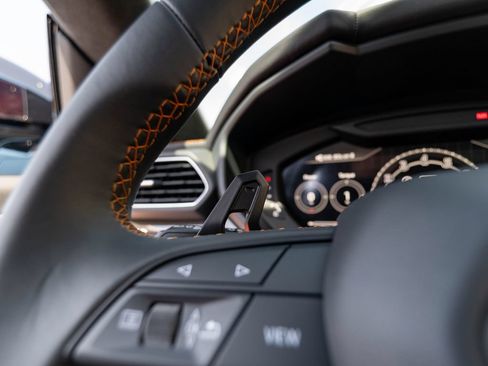 Used 2024 Lamborghini Urus S AWD/4WD image 14