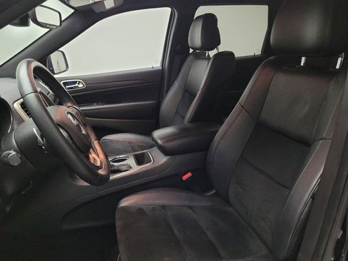 Used 2017 Jeep Grand Cherokee Altitude RWD image 17