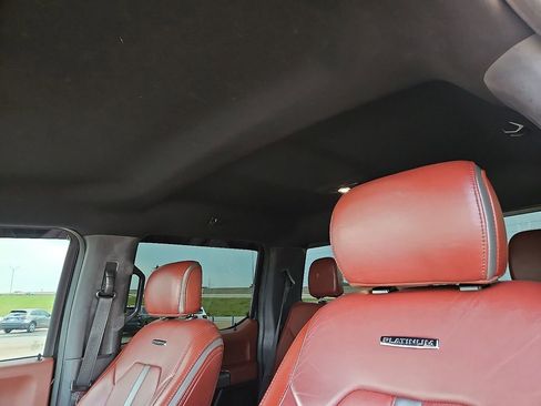 Used 2018 Ford F150 Platinum w/ Equipment Group 701A Luxury AWD/4WD image 22