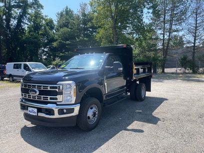 New 2025 Ford F350 XL w/ XL Chrome Package