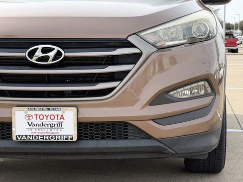 Used 2016 Hyundai Tucson SE w/ Option Group 02 image 8