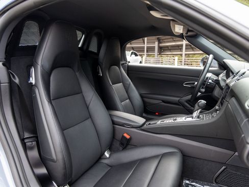 Certified 2024 Porsche 718 Boxster image 43