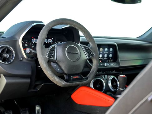 Used 2023 Chevrolet Camaro SS image 9