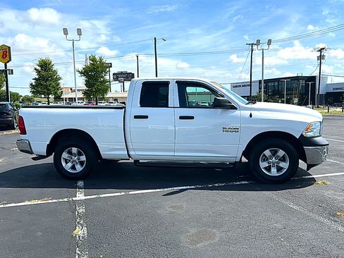 Used 2018 RAM 1500 Tradesman w/ Popular Equipment Group RWD image 9