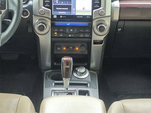 Used 2021 Toyota 4Runner Limited image 10