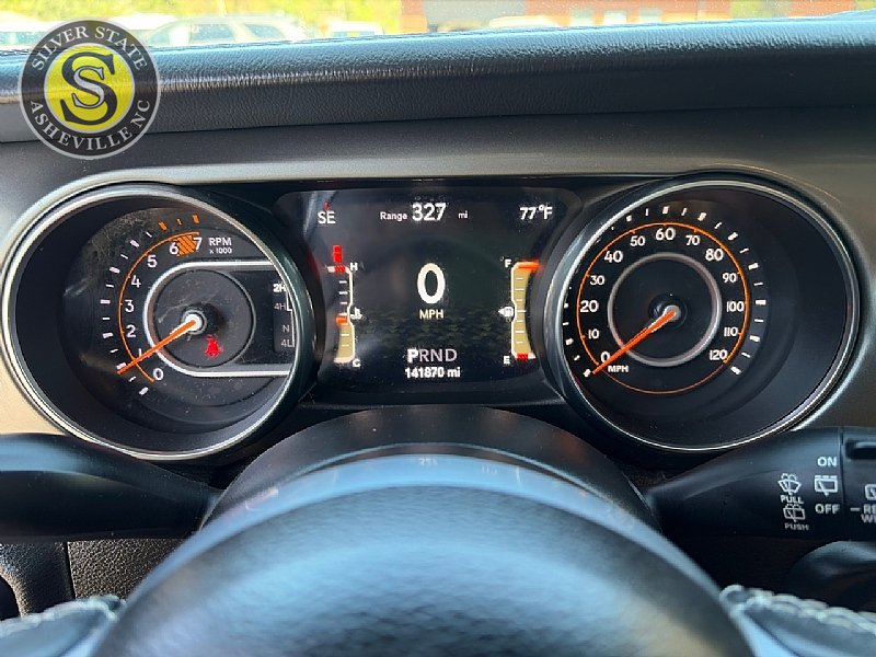Used 2019 Jeep Wrangler Unlimited Sahara w/ LED Lighting Group AWD/4WD image 27