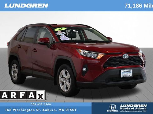 Used 2019 Toyota RAV4 XLE w/ Convenience Package AWD/4WD image 1