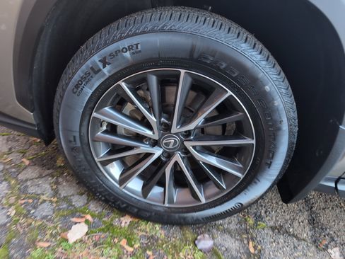 Used 2022 Lexus NX 350 NX 350 Premium image 13