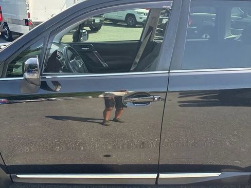 Used 2018 Subaru Forester 2.0XT Touring AWD/4WD image 3