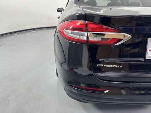 Used 2020 Ford Fusion SE FWD image 29