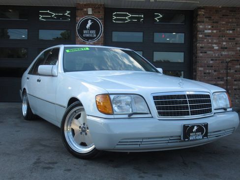 Used 1992 Mercedes-Benz 300 SE image 1