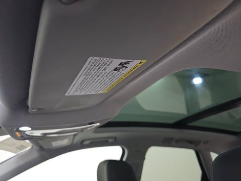 Used 2023 Audi Q5 2.0T Premium w/ Convenience Package image 8