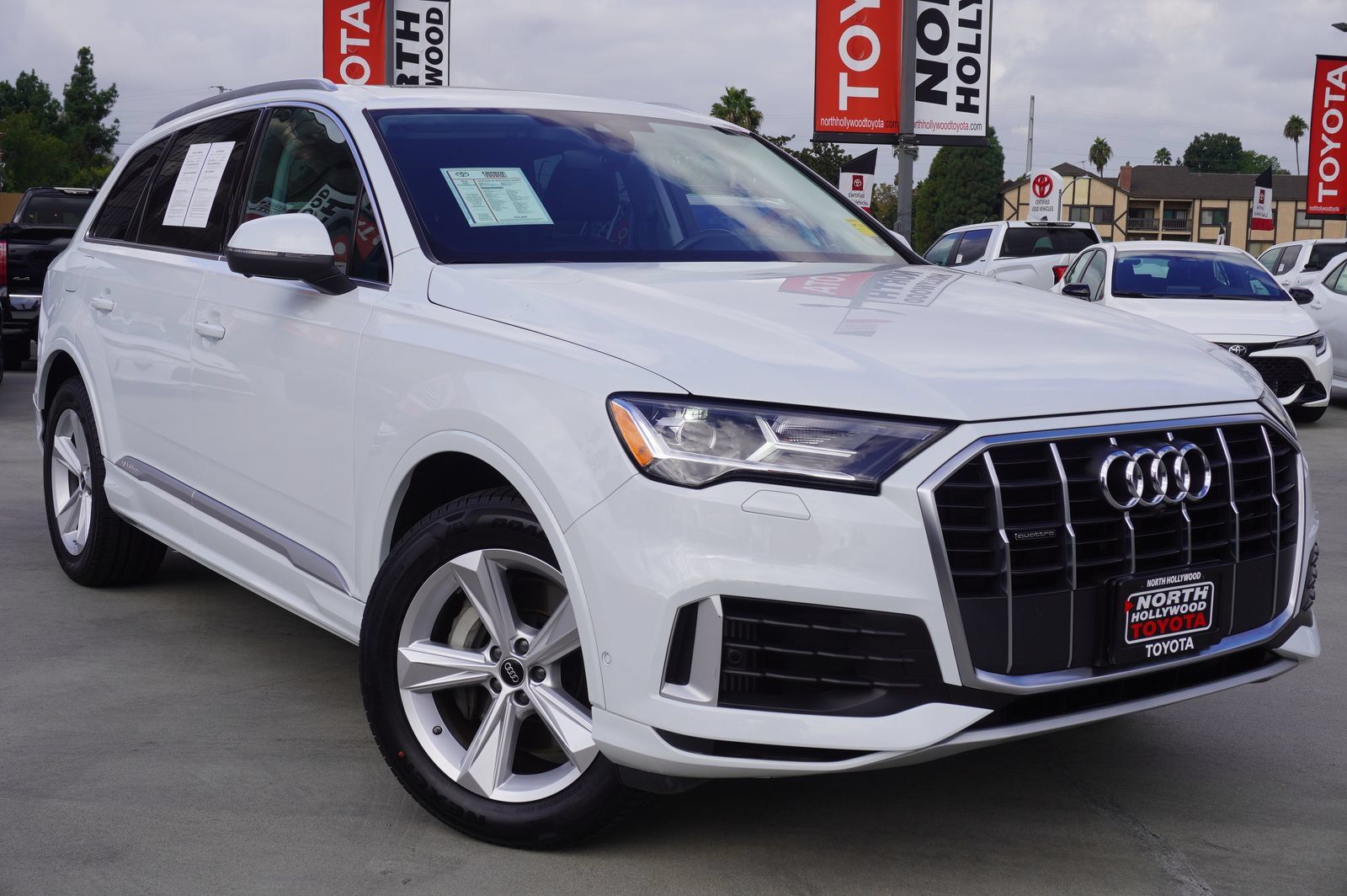 Used 2022 Audi Q7 3.0T Premium AWD/4WD image 2