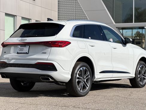 New 2025 Audi Q5 2.0T Premium Plus image 4