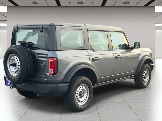 Used 2025 Ford Bronco 4-Door AWD/4WD image 3