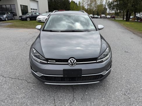 Used 2018 Volkswagen Golf Alltrack S AWD/4WD image 8