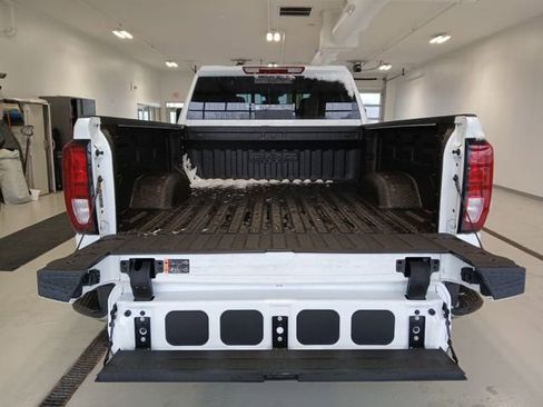 New 2026 GMC Sierra 2500 SLE AWD/4WD image 21