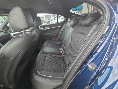 Used 2020 Genesis G70 3.3T w/ Sport Package image 14