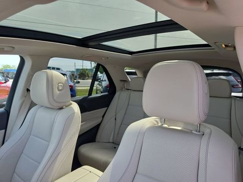 Used 2020 Mercedes-Benz GLE 350 4MATIC image 32