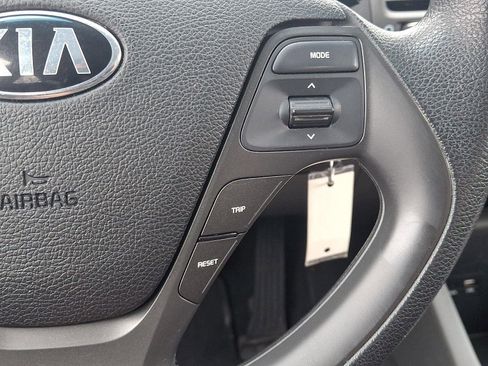 Used 2017 Kia Forte LX FWD image 23