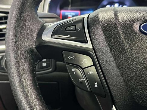 Used 2020 Ford Edge Titanium FWD image 24
