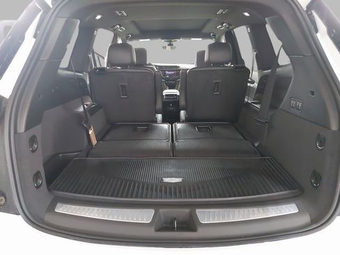 Used 2025 Cadillac XT6 Premium Luxury w/ Technology Package image 14