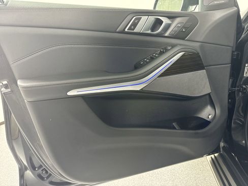 Used 2024 BMW X5 xDrive50e image 20