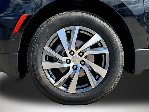 Used 2022 Chevrolet Equinox Premier AWD/4WD image 33