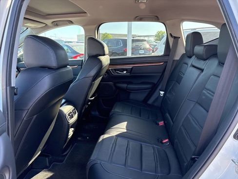 Used 2018 Honda CR-V Touring image 16