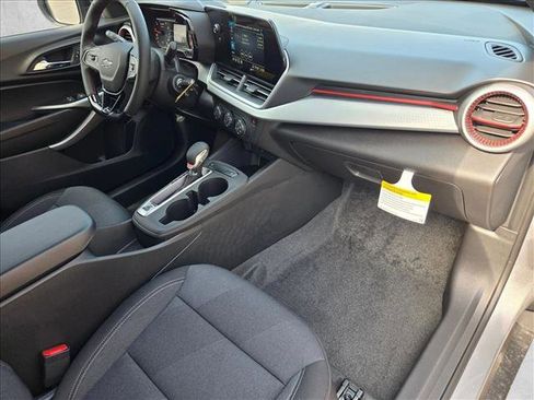 New 2026 Chevrolet Trax RS image 17