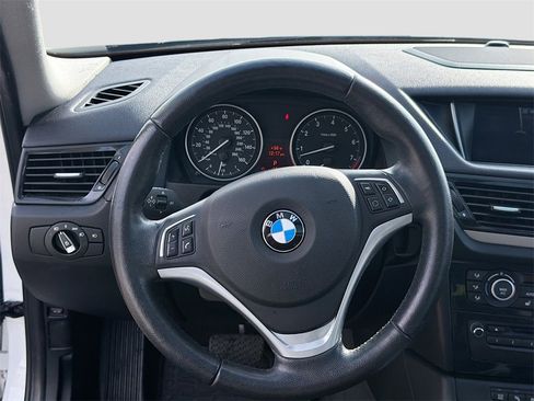 Used 2015 BMW X1 xDrive28i image 11