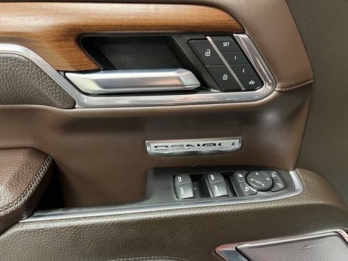 Used 2023 GMC Sierra 1500 Denali w/ Denali Reserve Package image 20