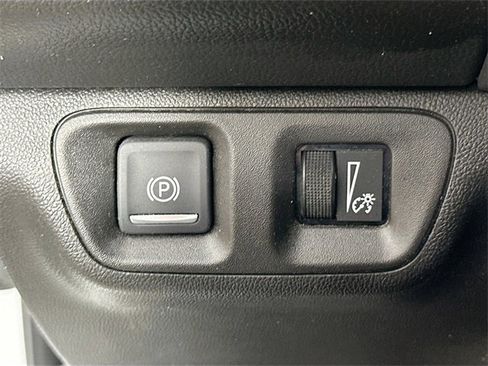 Used 2022 GMC Acadia AT4 image 23