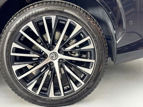 Used 2023 Lexus RZ 450e Premium image 28