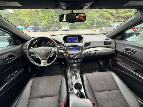 Used 2016 Acura ILX FWD image 2
