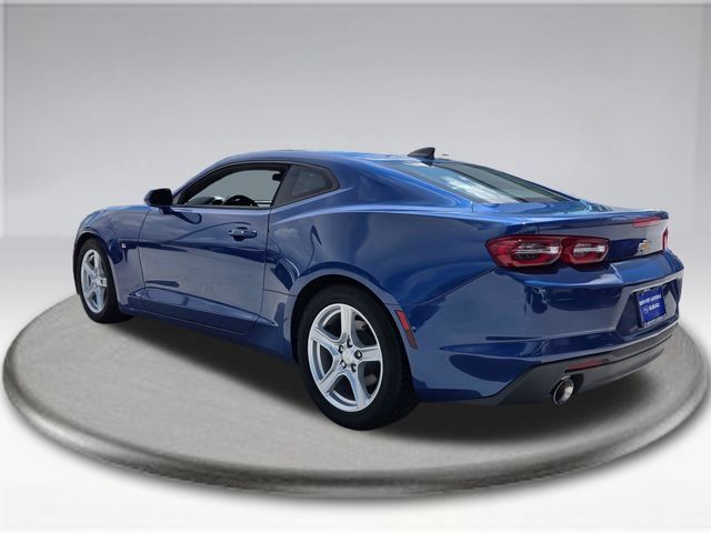Used 2023 Chevrolet Camaro LT RWD image 14