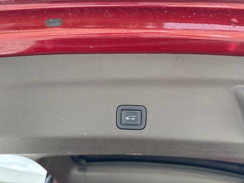 Used 2023 Chevrolet Tahoe LT RWD image 39