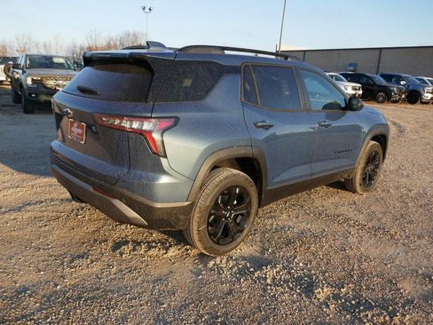 New 2026 Chevrolet Equinox LT w/ Midnight Edition image 3