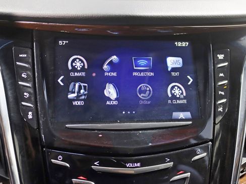 Used 2017 Cadillac Escalade ESV Luxury image 19