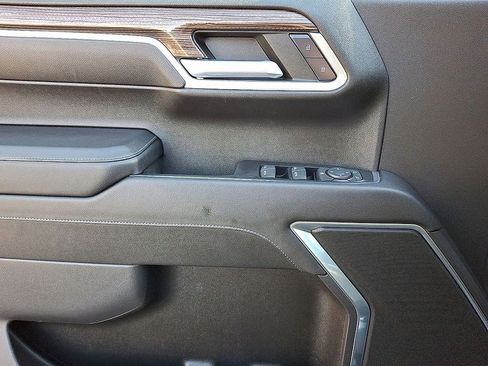 Used 2023 Chevrolet Silverado 1500 RST image 12