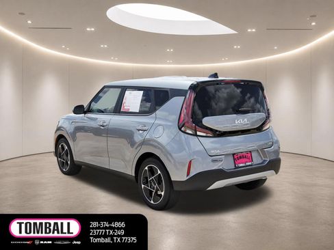 Used 2024 Kia Soul EX FWD image 5